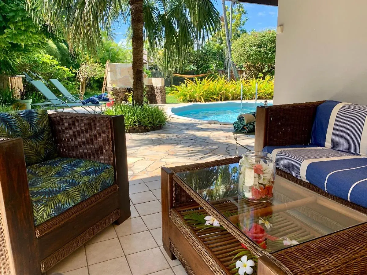 Hoama Lodge Teavaro
