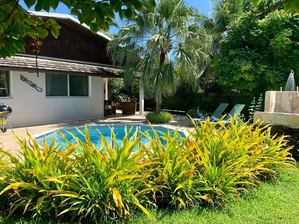 Hoama Lodge Teavaro