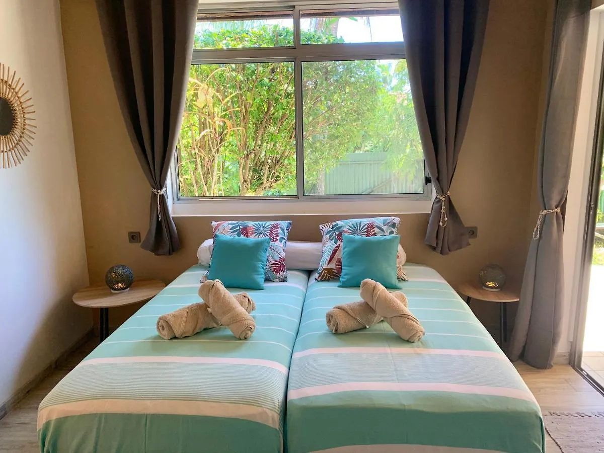Hoama Lodge Teavaro Vila